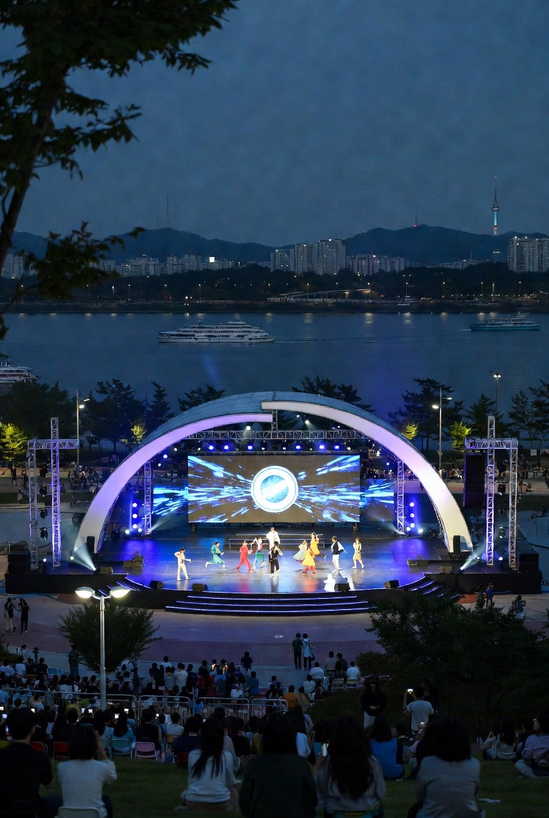 댄스, 보컬 경연대회